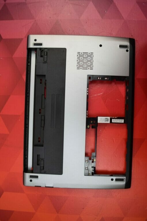 COVER DELL LATITUDE 3330 SILVER