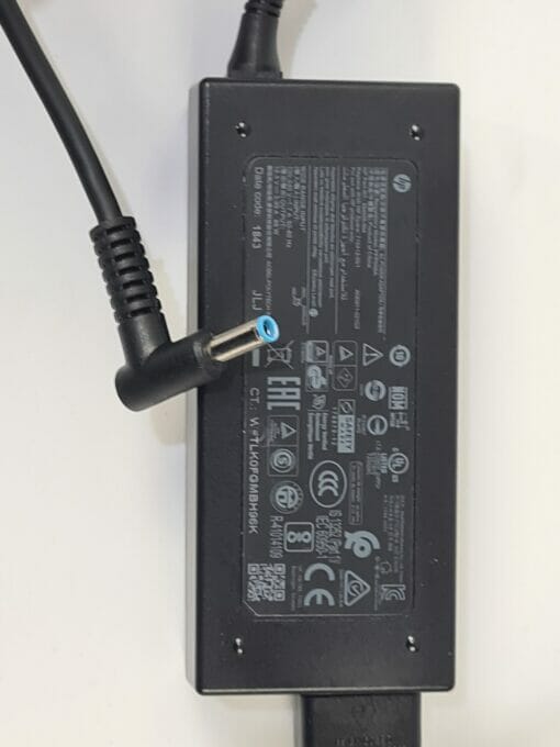 HP Charger 65w small blue tip