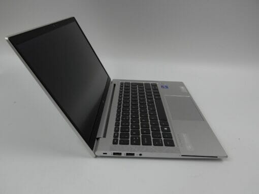 HP Elitebook 830 G8