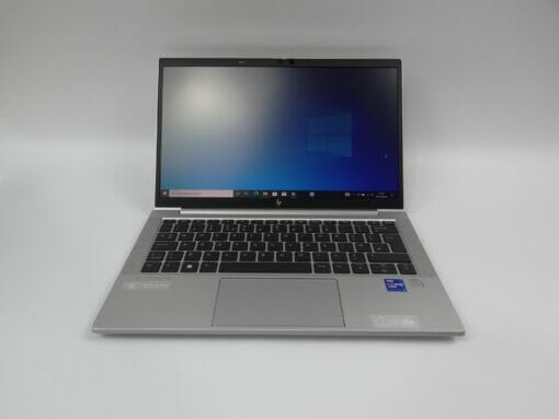 HP Elitebook 830 G8