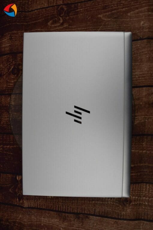 HP Elitebook 830 G8