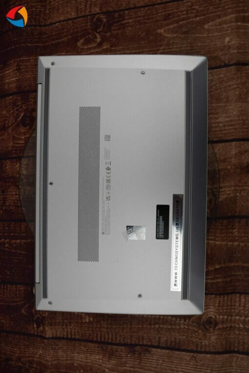 HP Elitebook 830 G8