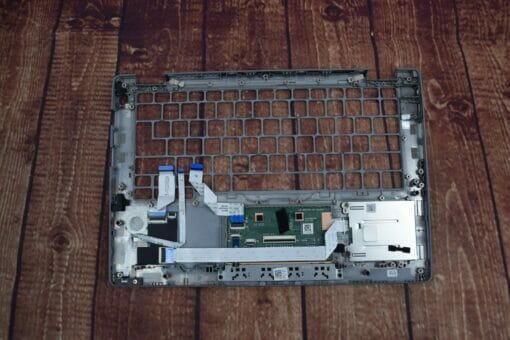 Dell 5310 Palmrest touchpad 42M8K SKU E070 - Image 3