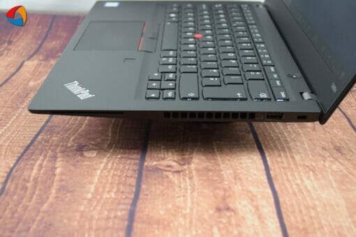 Lenovo ThinkPad T490S