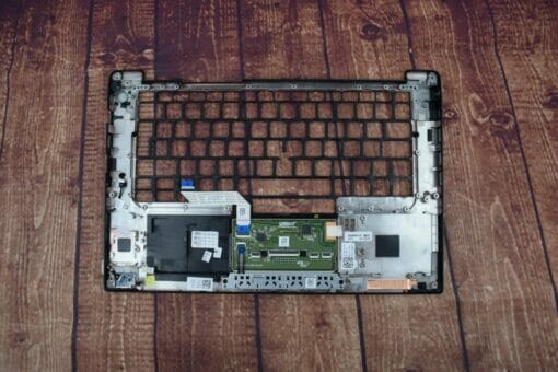 Dell Latitude 7490 Palmrest with touchpad 7PR6T SKU E061 - Image 3