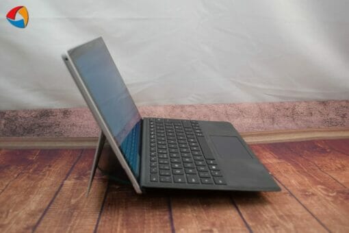 Microsoft Surface Pro 7+