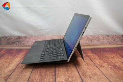 Microsoft Surface Pro 7+
