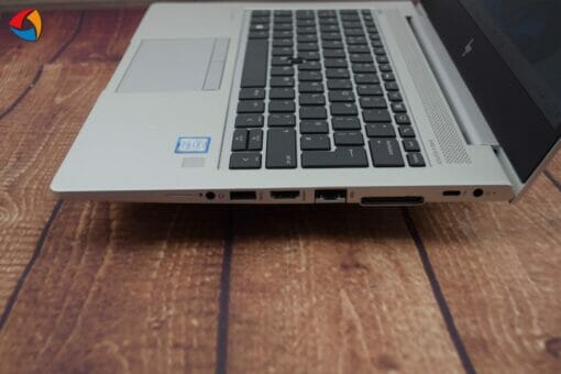 HP Elitebook 830 G6