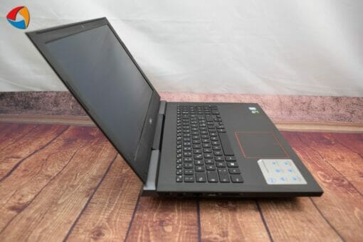 Dell Inspiron 15 Gaming 7577