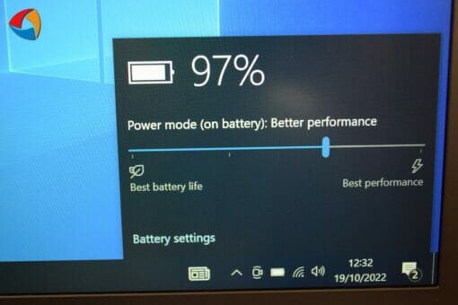HP Elitebook 830 G8