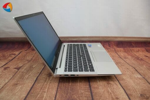 HP Elitebook 840 G8