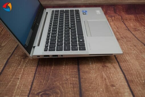 HP Elitebook 840 G8