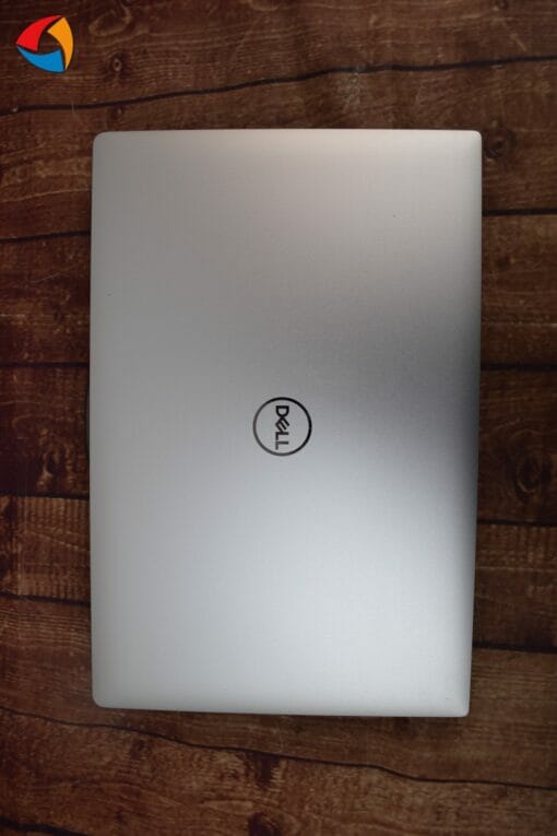 Dell XPS 15 7590