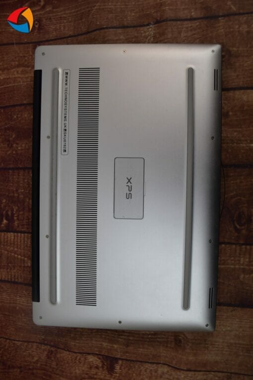 Dell XPS 15 7590