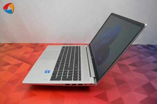 HP ProBook 650 G8