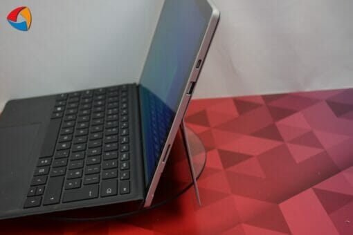 Microsoft Surface Pro 7