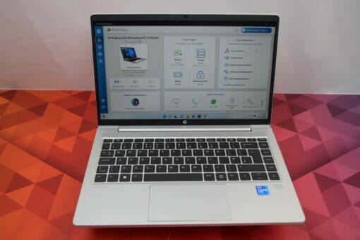 HP Elitebook 640 G8
