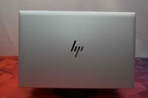 HP Elitebook 830 G8