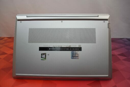 HP Elitebook 640 G8