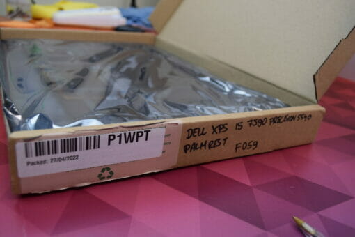 Dell XPS 15 7590 Palm rest Touchpad Assembly