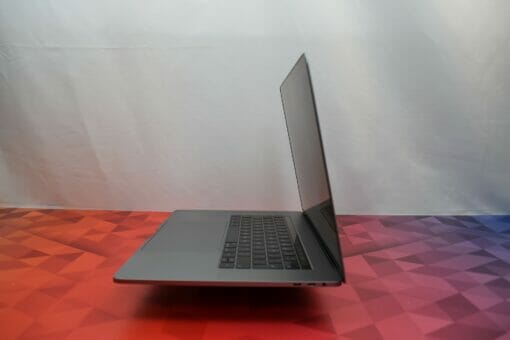 Apple MacBook Pro 201715"