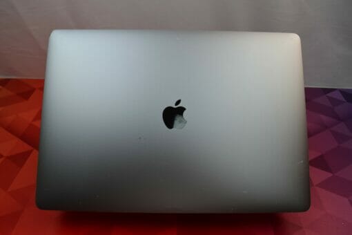 Apple MacBook Pro 201715"