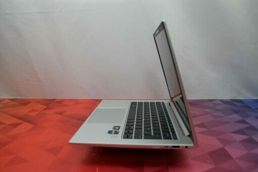 HP Elitebook 840 G9