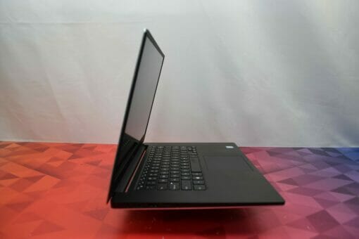 Dell XPS 15 7590