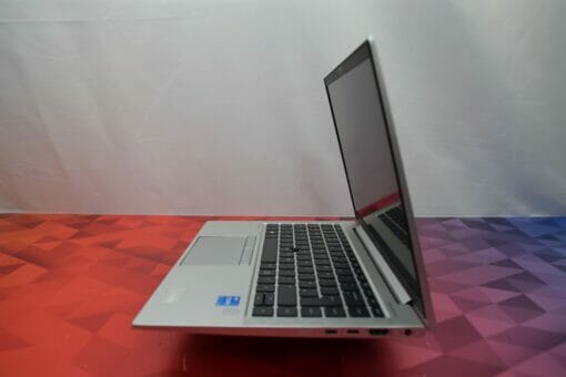 HP Elitebook 840 G8