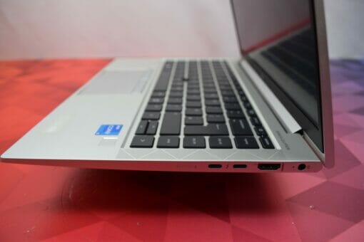 HP Elitebook 840 G8