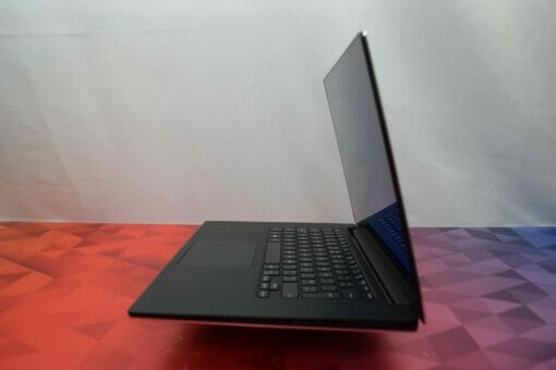 Dell XPS15 7590 15.6