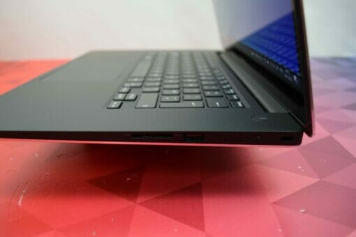 Dell XPS15 7590 15.6