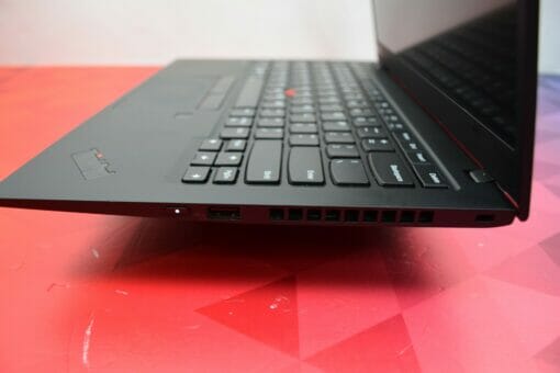 Lenovo ThinkPad X1 Carbon 7th gen