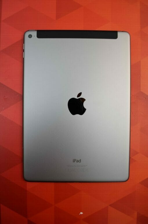 Apple iPad 9.7" 6th generation (2018)