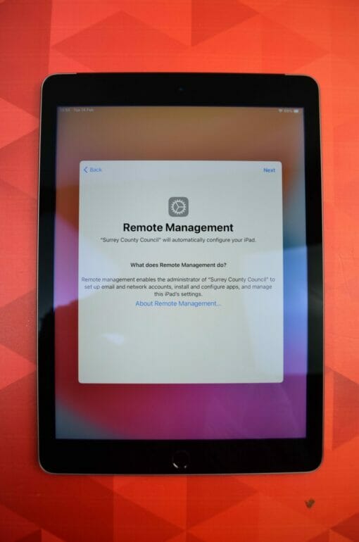 Apple iPad 9.7" 6th generation (2018)