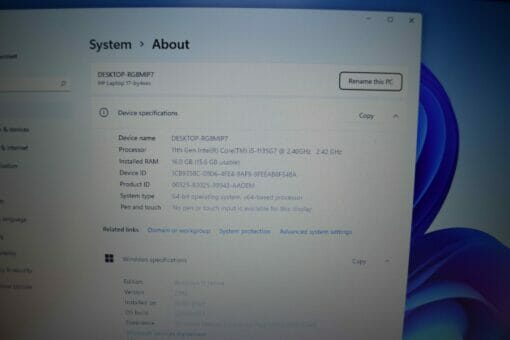 Hp 17-BY 17.3" i5 11th gen RAM 16GB SSD 512GB HDD 1TB