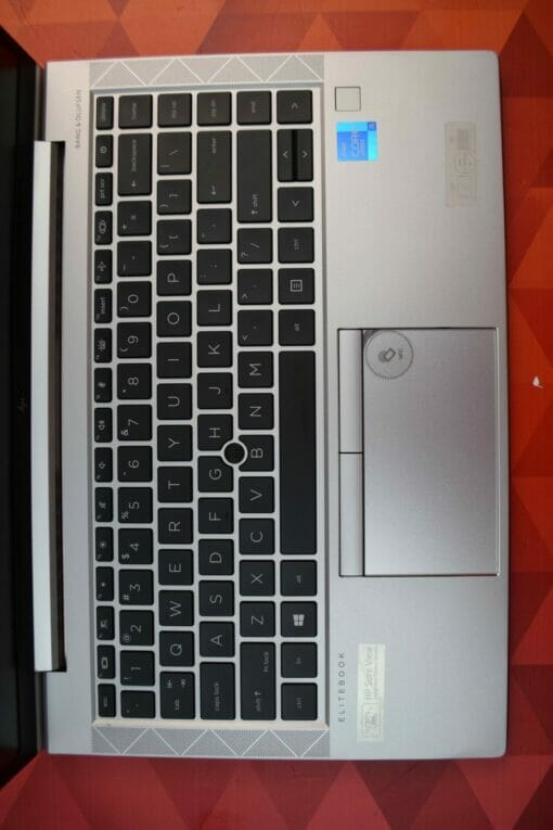 HP Elitebook 840 G8