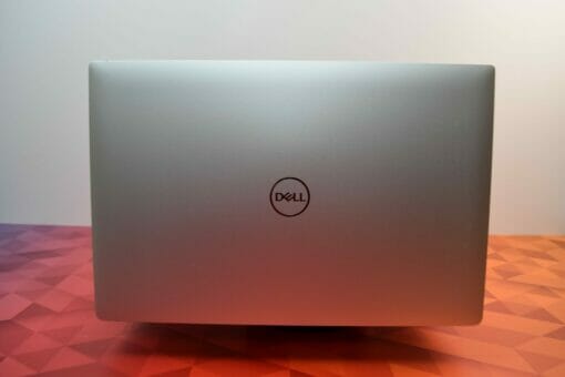 Dell XPS 15 7590