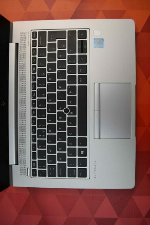 HP Elitebook 830 G6