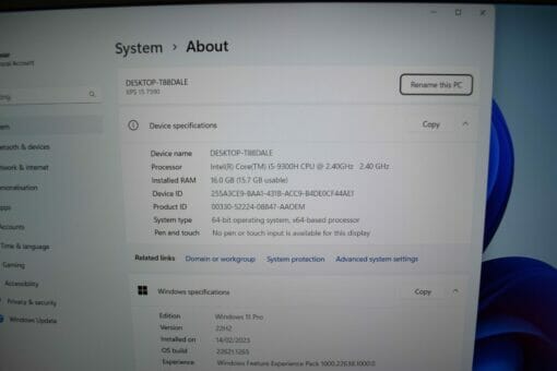 Dell XPS 15 7590