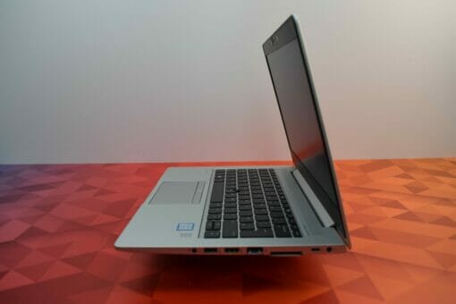 HP Elitebook 830 G6