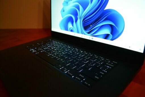 Dell XPS 15 7590