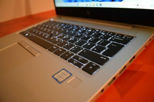 HP Elitebook 830 G6