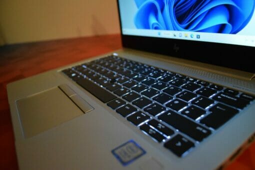 HP Elitebook 830 G6