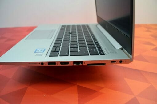 HP Elitebook 830 G6