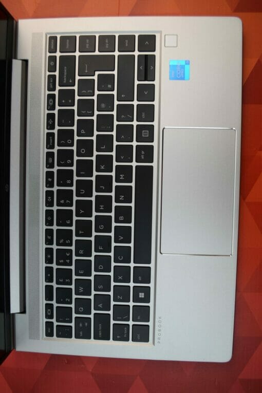 HP Elitebook 640 G8