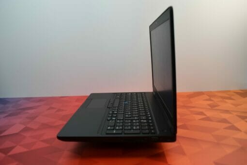 Dell Precision 3530