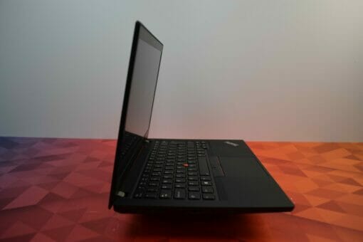 Lenovo ThinkPad T490S