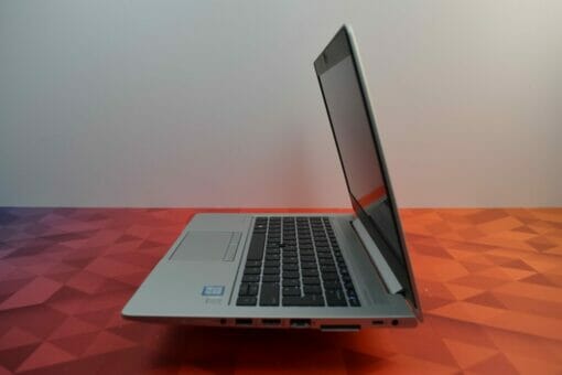 HP Elitebook 830 G6