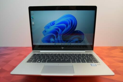 HP Elitebook 830 G8